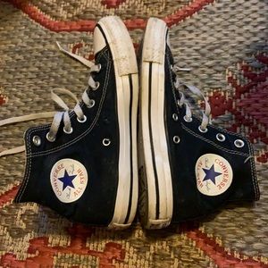Old black converse!